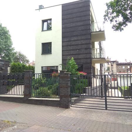 Luxury Apartment With Own Parking Chorzow Exterior photo